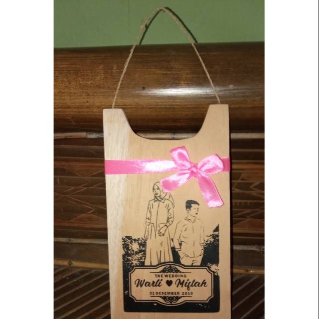 

Souvenir telenan tali