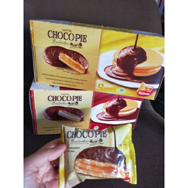 

LOTTE CHOCOPIE COKLAT DAN KEJU ISI 1BOX 12PCS