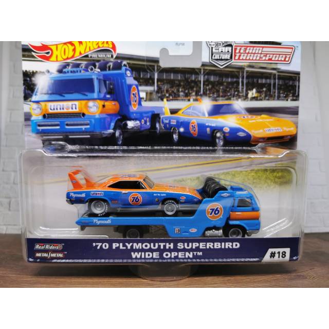 hot wheels shark transport