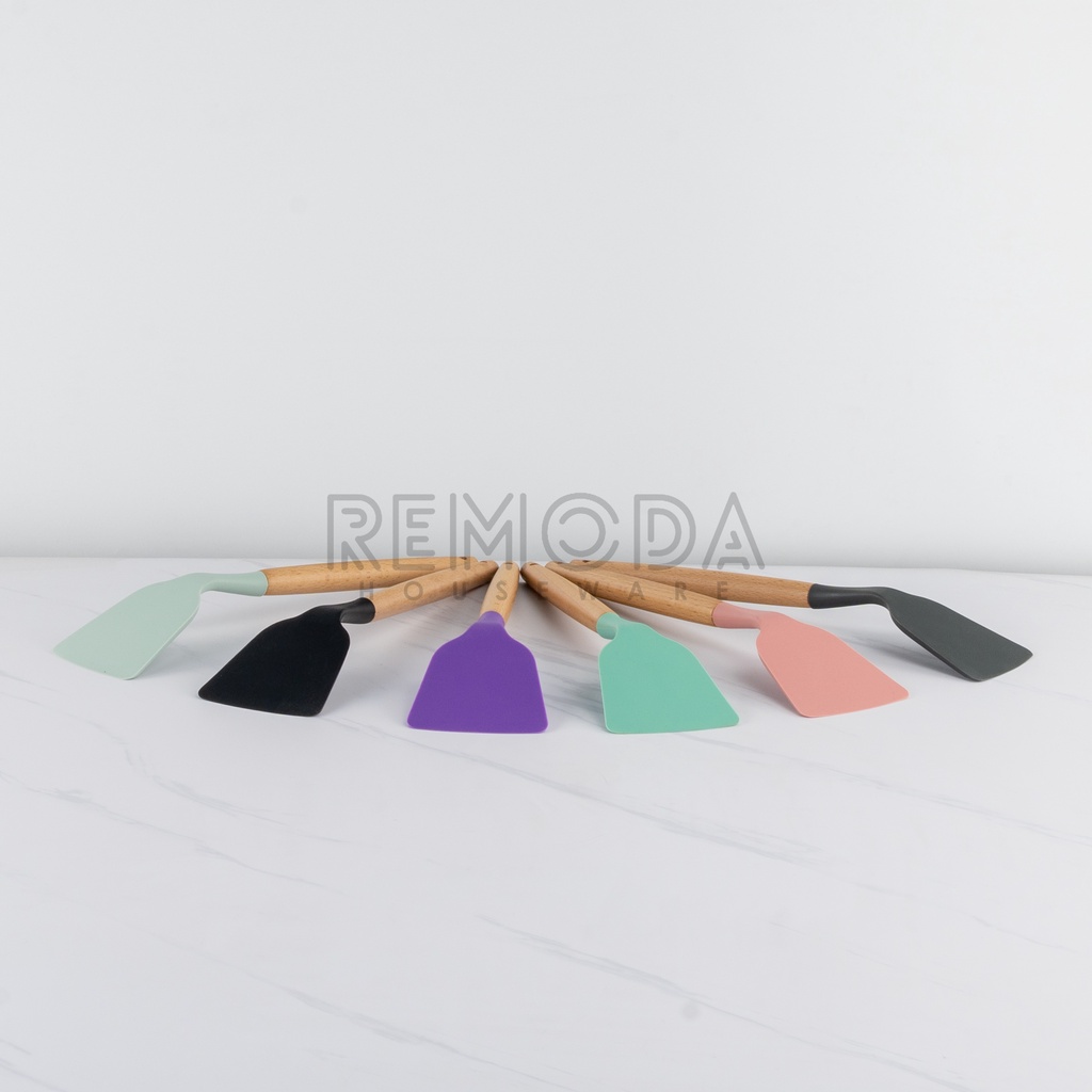 [Remoda]Spatula Silicon / Utensile Tahan Panas / Sutil Silicon / Kitchen Tool Gagang Kayu 100% ORIGINAL