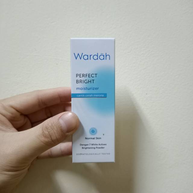 Wardah Perfect Bright Moist Normal