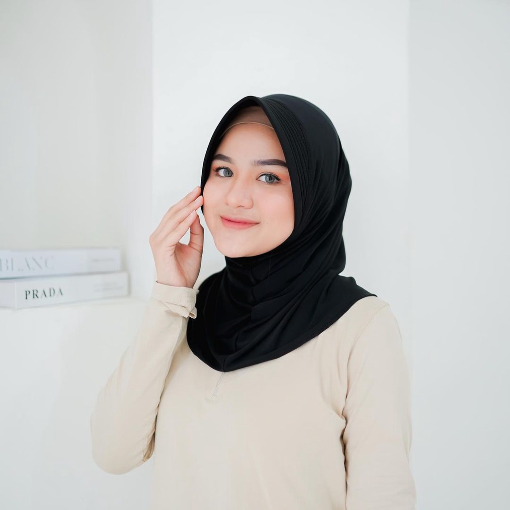 CHEMIRA BERGO SPORT by Zeal-Hitam