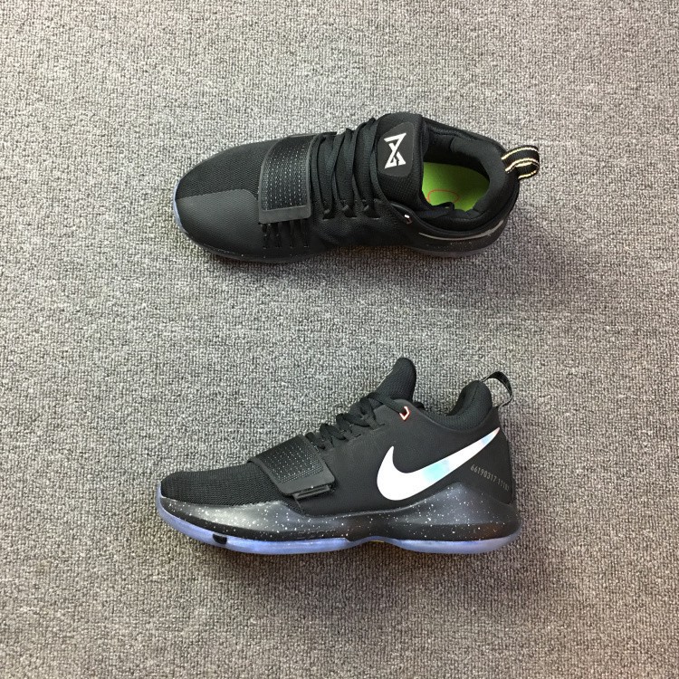 paul george all black shoes