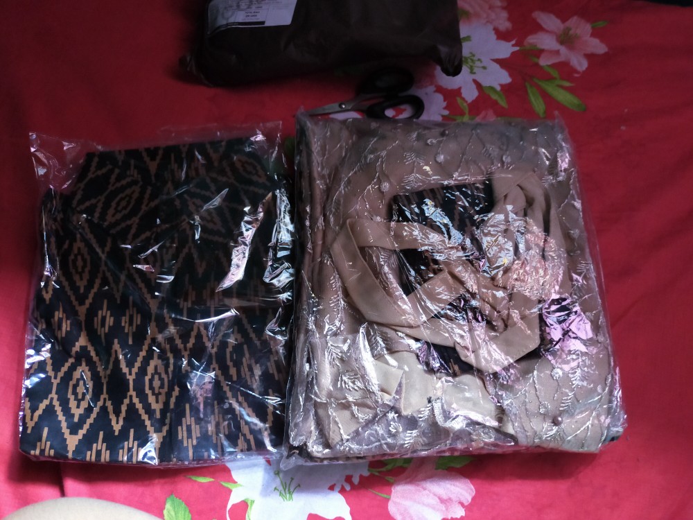 Maura Couple - Sania Ruflle Batik Couple Ori Ndoro Jowi Garansi Termurah Shopee - Modern Batik Solo