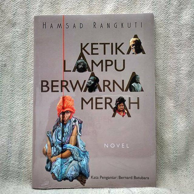 Ketika Lampu Berwarna Merah