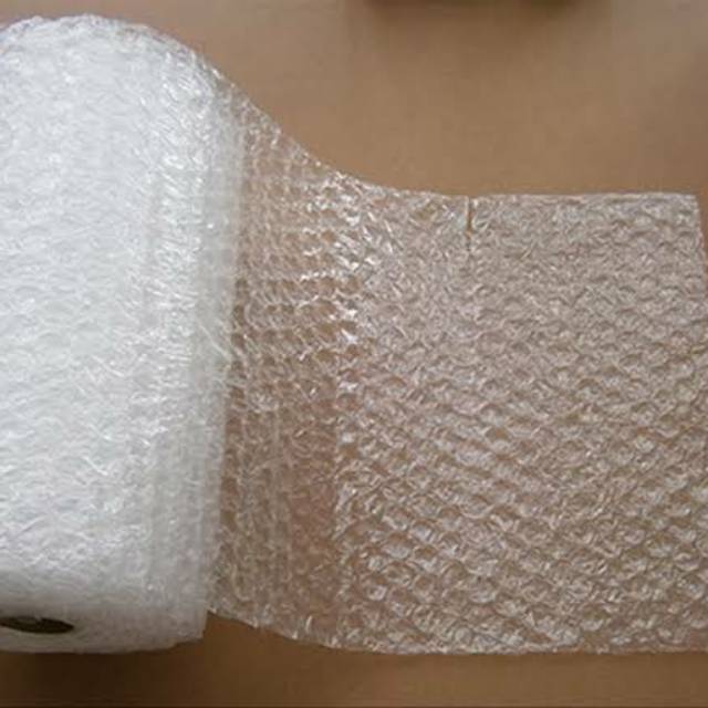 

Bubble wrap/ kardus packing lebih aman