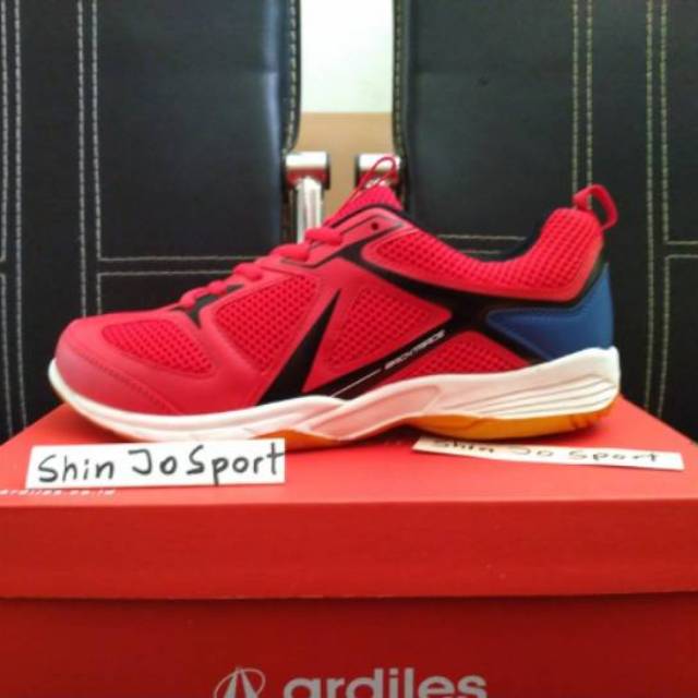 MURAH KELES SEPATU  BADMINTON ORIGINAL ARDILES  WEVIL RED 