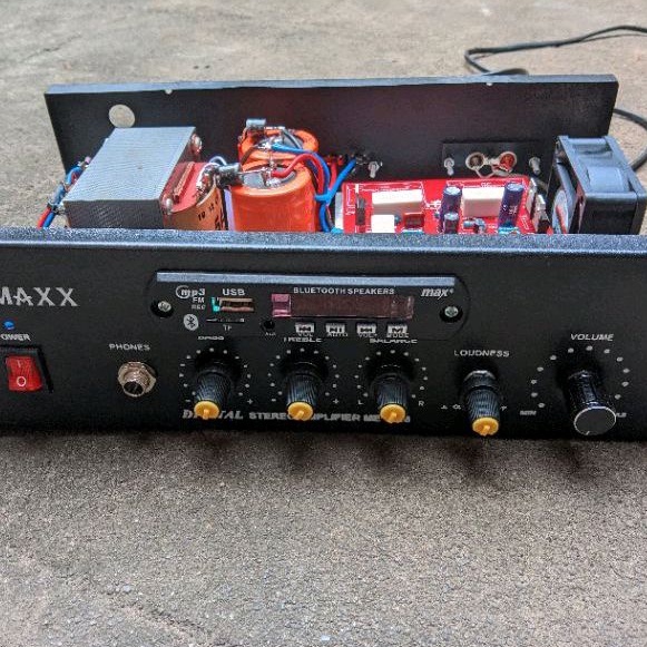 Amplifier rakitan, driver safari 400watt