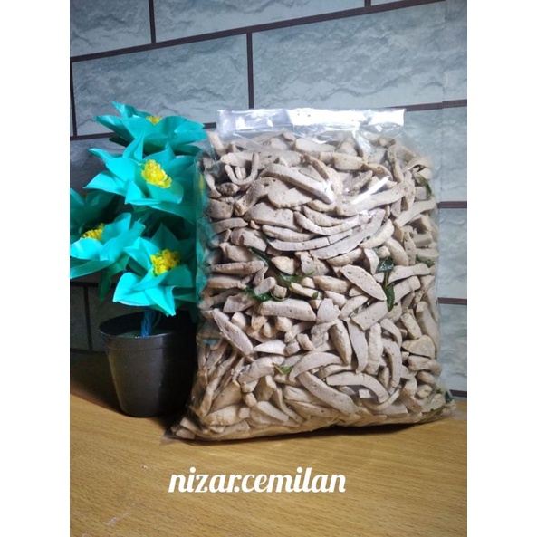 

Basreng baso goreng original daun jeruk 1kg