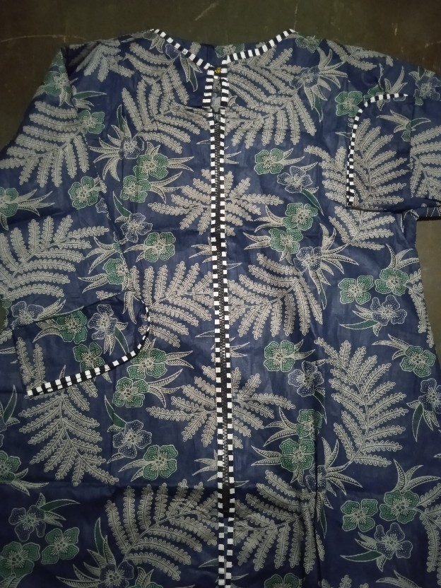 Benang Raja Atasan Blouse Batik Wanita Lengan Panjang Motif Putri Malu