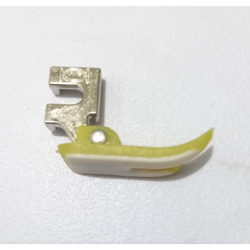 Sepatu Teflon Mesin Jahit kecil Butterfly Singer Hitam Klasik