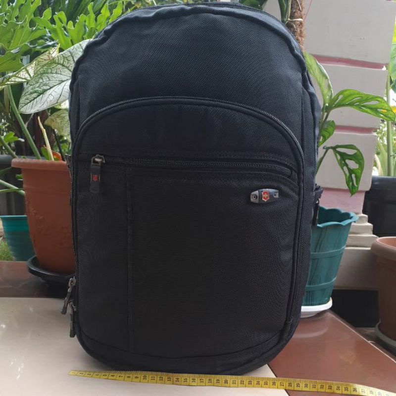 Tas Second / Preloved / VICTORINOX Backpack Hitam / Ransel Laptop Bekas.