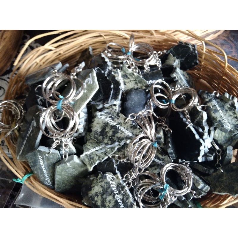 Aksesoris Gantungan Kunci Kalimantan