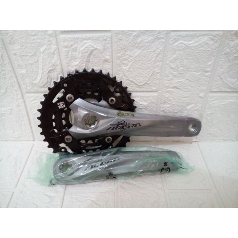 Crankset Shimano Acera m3000 HT 140.30.22T