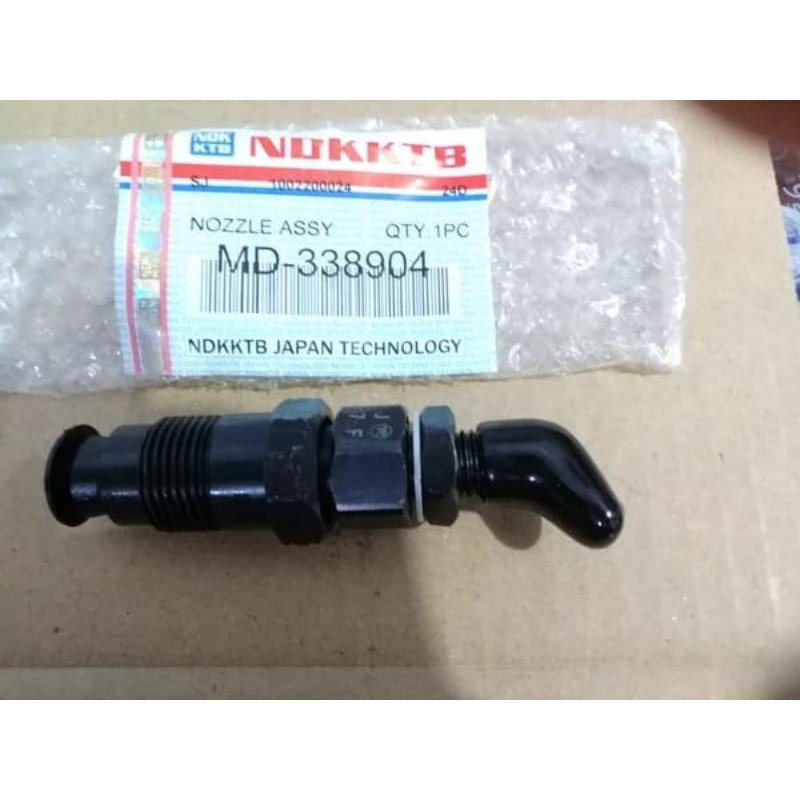 nozzle injektor mitsubishi L300 diesel md-338904