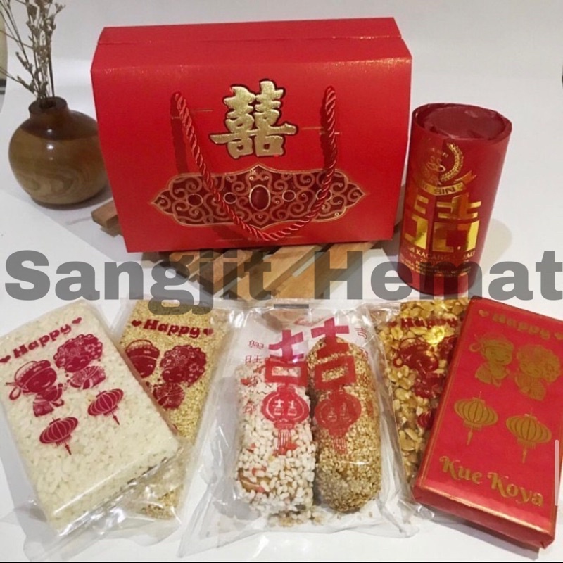 

kue koya / kue sangjit paket hampers 1 ( dapet semua sesuai gambar )