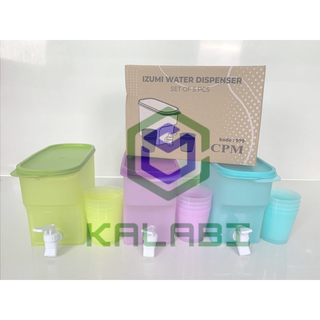 dispenser kulkas warna dan gelas izzumi