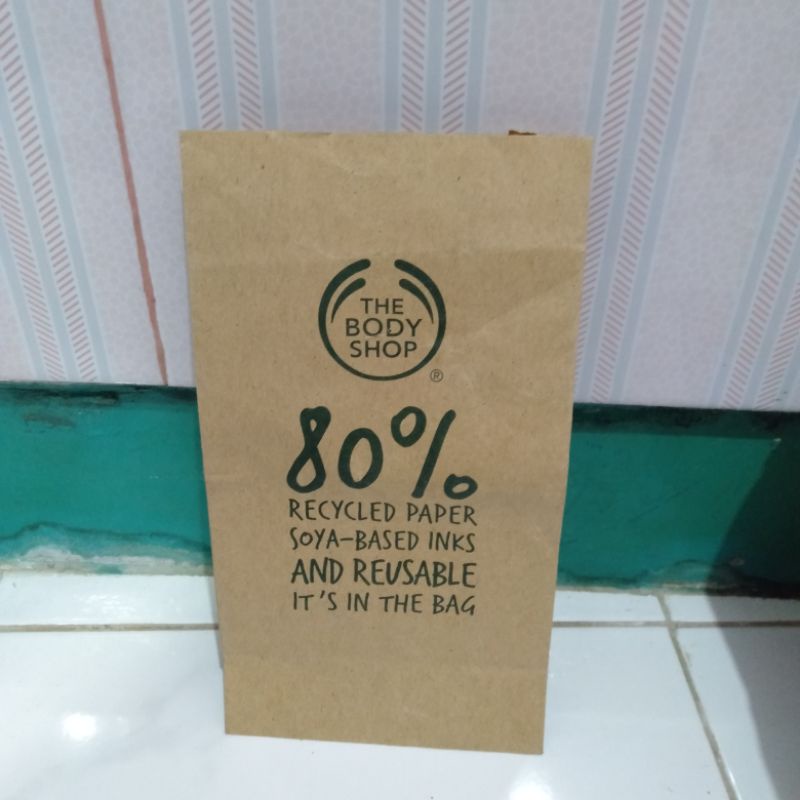 

Kantong Paperbag The Body Shop Kecil