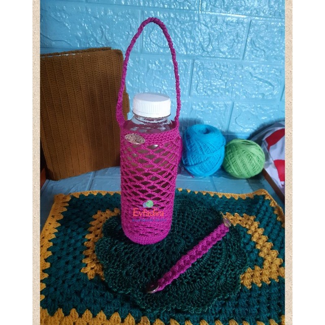 cover sarung botol minum rajut 500ml pink magenta