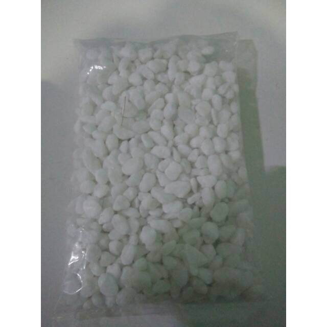 Batu kerikil putih itali