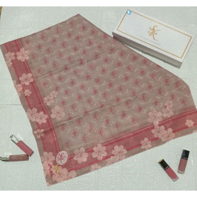 scraves Fatimah Syahrini signature pastel