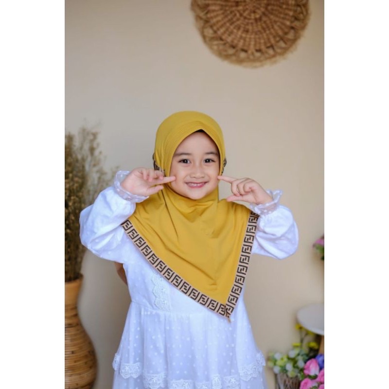 Jilbab Anak Serut Fendi / Hijab Anak FF