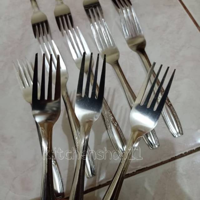 1lusin Garpu stainless murah / sendok garpu makan ekonomis isi 12pcs / garpu makan stainless (12pcs)