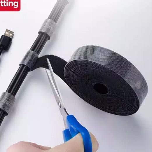 

● UGREEN CABLE ORGANIZER VELCRO TIE MANAGEMENT CABLE CORD HOLDER - 1 meter ✿