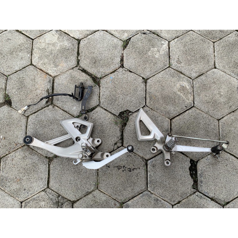 Underbone/Footstep depan MT15 pnp vixion