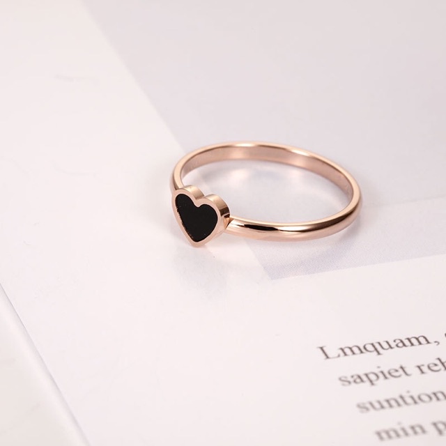 Cincin Titanium Asli Premium Lapis Emas Model Hati Bahan Warna Hitam Anti Karat Bulga** Dalika