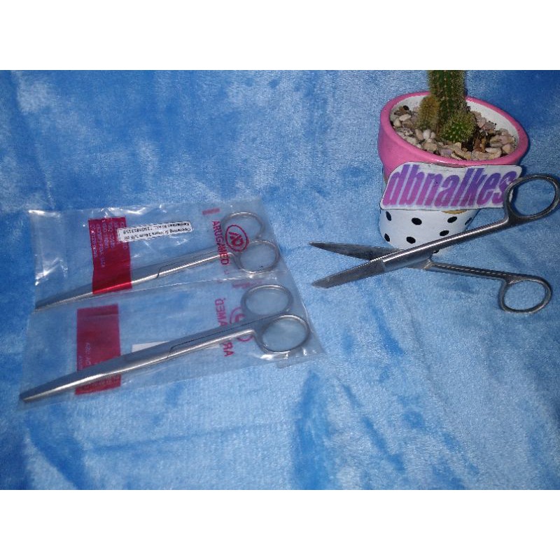 

OPERATING SCISSORS/GUNTING TAJAM TUMPUL 14CM