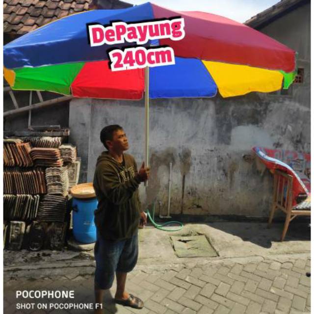 Tenda Payung Tenda Jualan 240cm 260cm 280cm 300cm + Tripod/Kaki Payung (Free Tas Payung)