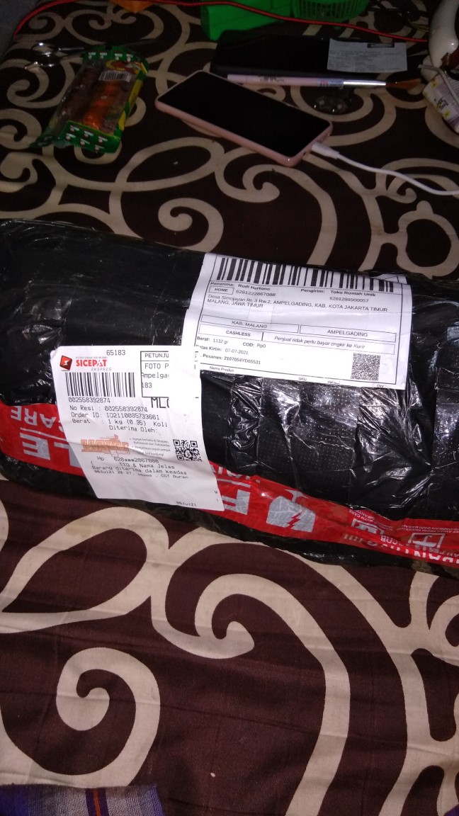 Sedotan Stainless Straw Warna Bubble , Sikat , Dan Pouch Set 5 Pcs