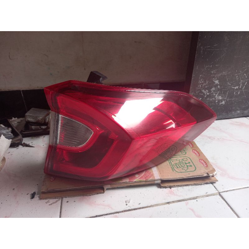 stoplamp lampu belakang honda brv 2015 2016 2017 2018