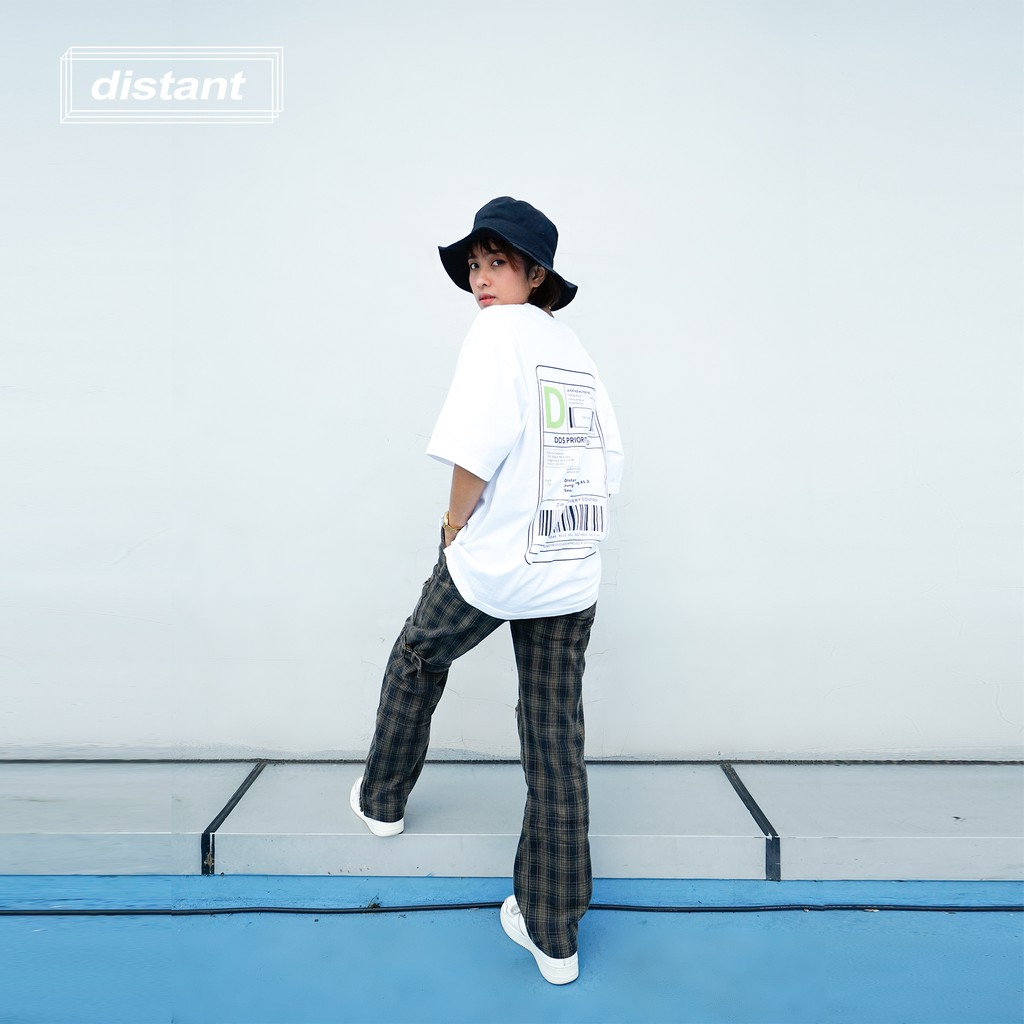 Kaos Oversize Distant Shipment Oversized T-Shirt