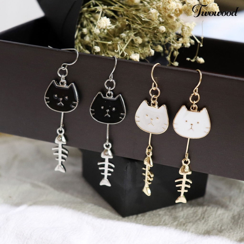 Twowood 1 Pair Cat Shape Earrings Funny Exquisite Stainless Lady Dangle Hook Earrings for Girls