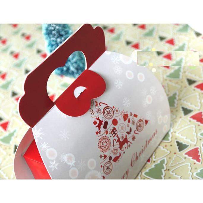 

Kantong kado tema natal, kantong karton makanan tema natal. packing