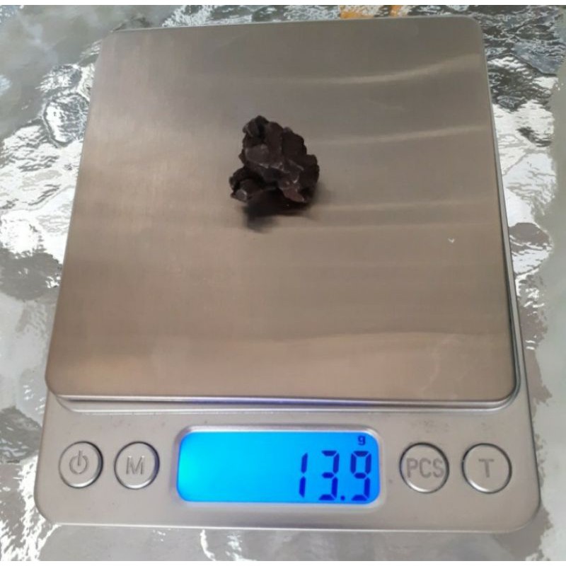 Batu Meteor (Meteorite) Black Campo Del Cielo Argentina 13.9 gr
