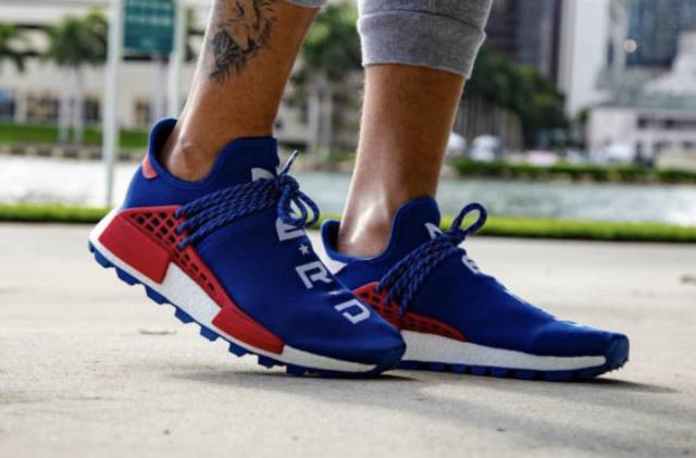 pharrell nmd hu blue