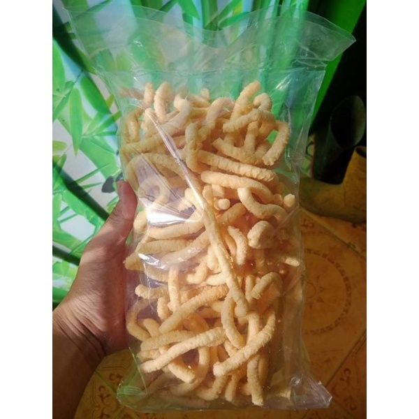 

Keripik Pangsit & Stik Bawang