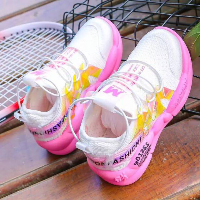 SEPATU FASHION 9012SS