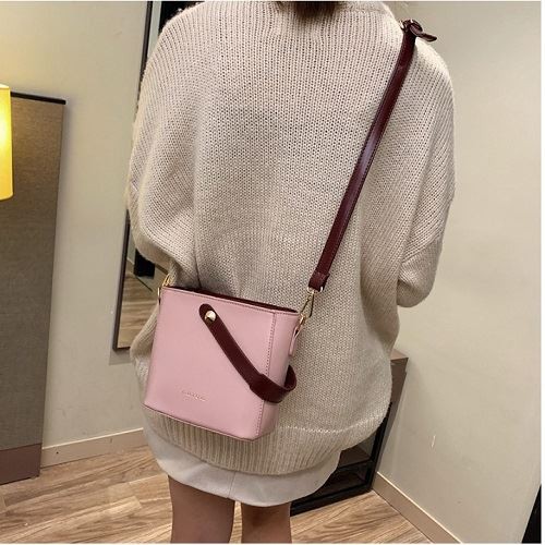 TAS HAPPY JTF9488 Tas batam dan tas import wanita model selempang 1kg bisa 2 tas