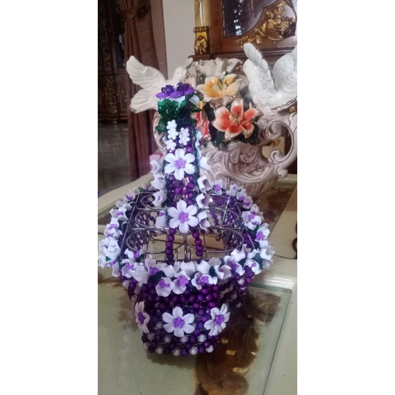 keranjang aqua isi 6 hias manik ungu