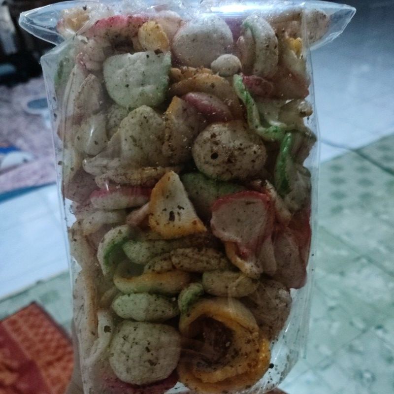 

kerupuk seblak 200gr