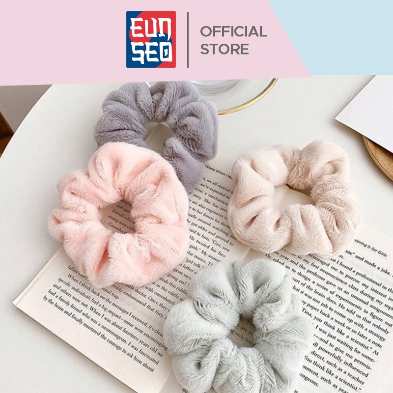 Ikat Rambut Scrunchie Fashion Korea Bulu Halus Hair Rabbit Kunciran Cepol Rambut Impor EUNSEO
