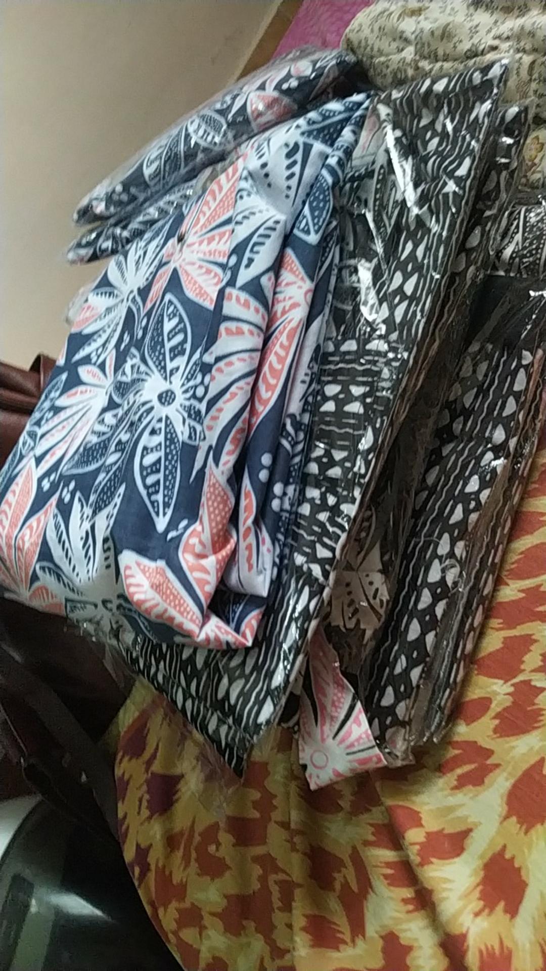 Atasan Batik Wanita Kerja Modern Dan Terbaru 2020