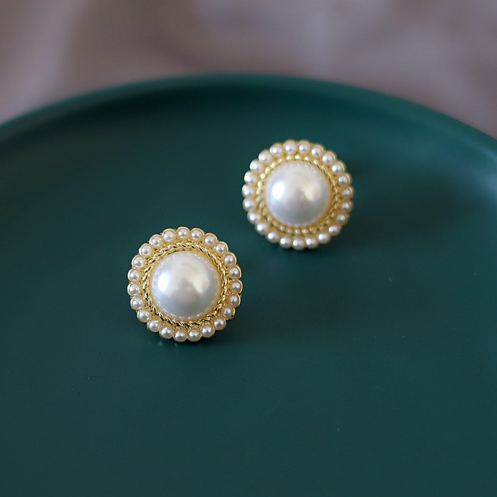 Anting Stud Desain Mutiara Imitasi Gaya Elegan Untuk Wanita