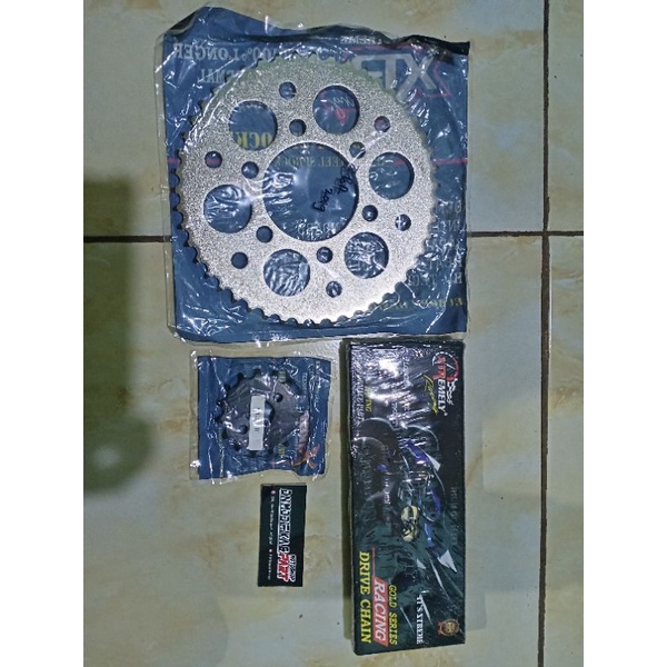 Gir CBR 150R K45N / K45R Gear Rantai CBR150R K45N / K45R 428HSB 47 - 15T