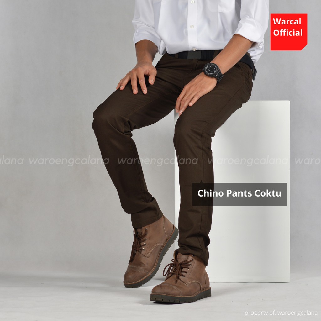 In One Celana Chino Panjang Cokelat Tua