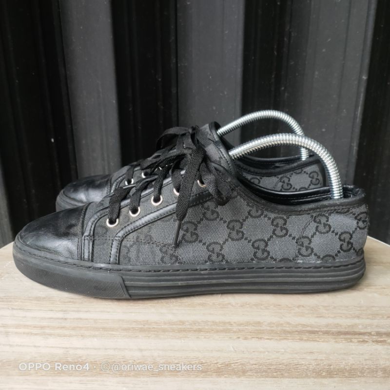 Sepatu Sneakers Bekas Second -- Gucci Black Leather